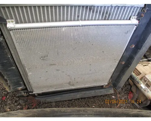 Cummins ISM Radiator