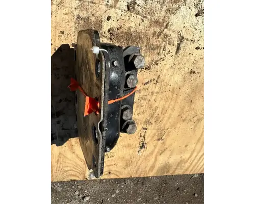 Cummins ISX/X15 Engine Mounts