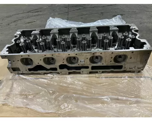 Cummins ISX15 Engine Head Assembly