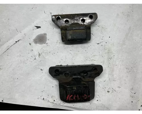 Cummins ISX15 Engine Mounts