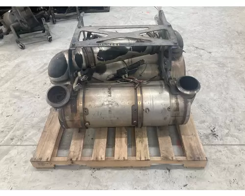 Cummins ISX15 Exhaust DPF Assembly