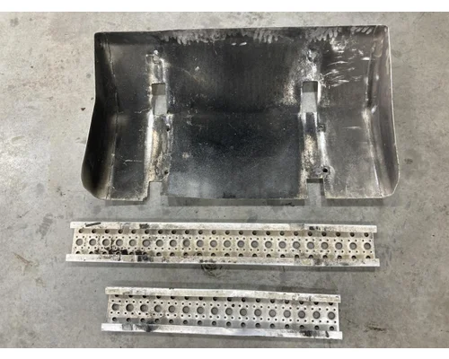 Cummins ISX15 Exhaust DPF Assembly