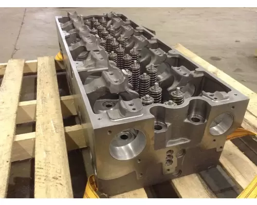 Cummins ISX Engine Head Assembly