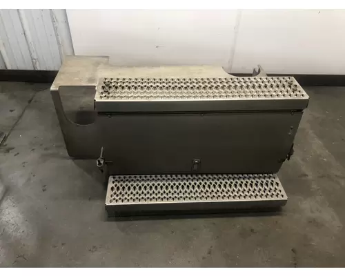 Cummins ISX Exhaust DPF Cover