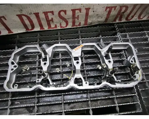 Valve Cover Cummins ISB 3.9 Machinery And Truck Parts