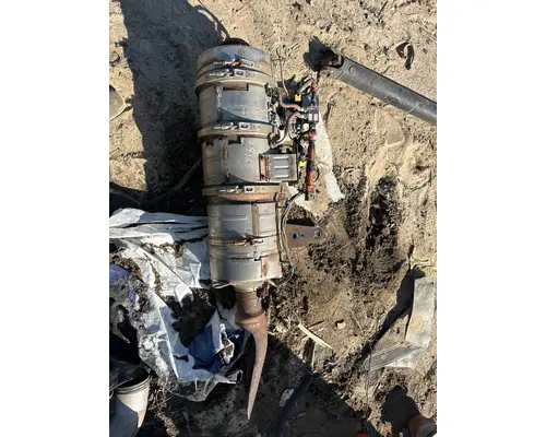 DPF (Diesel Particulate Filter) CUMMINS ISB6.7 B &amp; W  Truck Center