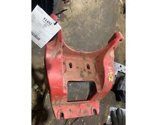 Engine Mounts CUMMINS ISB6.7 Truck Salvage International Inc