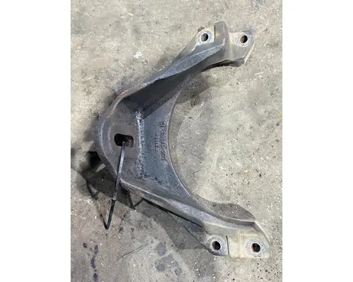 Engine Mounts CUMMINS ISB6.7 Truck Salvage International Inc