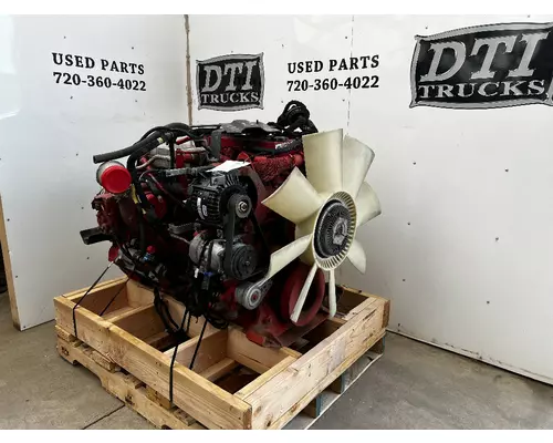 Engine Assembly CUMMINS ISB6.7 DTI Trucks
