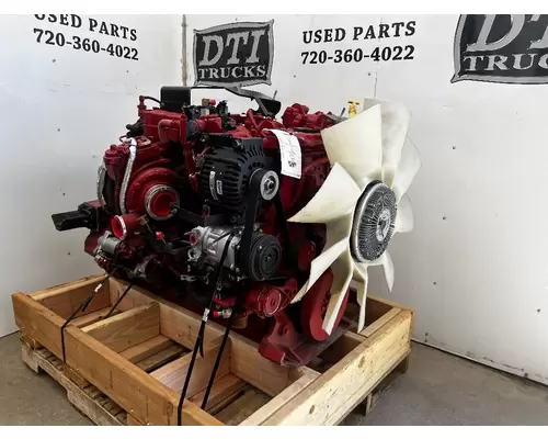 Engine Assembly CUMMINS ISB6.7 DTI Trucks