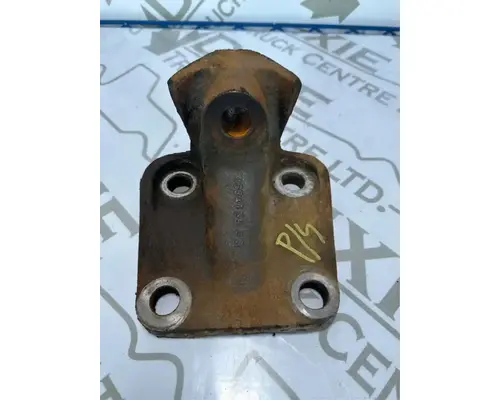 Engine Mounts Cummins ISM-370 Dixie Truck Centre