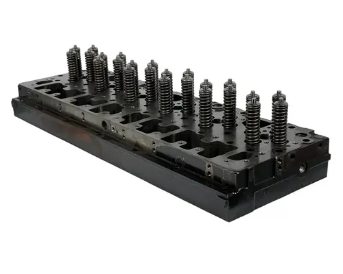 Cylinder Head CUMMINS ISM Frontier Truck Parts