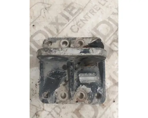 Engine Mounts Cummins ISM Dixie Truck Centre