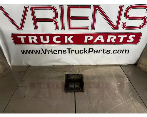 Engine Mounts CUMMINS ISX Vriens Truck Parts