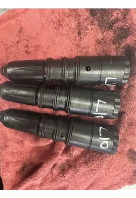 Cummins L10 Fuel Injector
