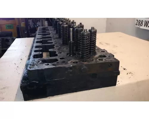 Cummins M11 / ISM 10.8 Cylinder Head