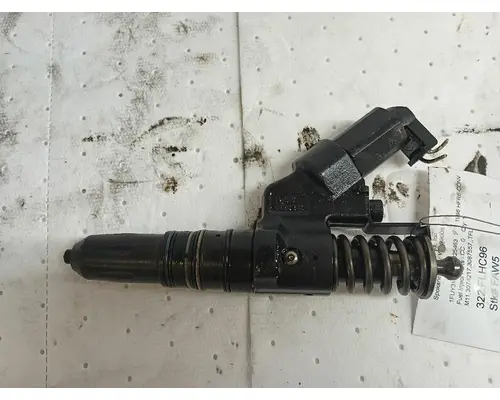Cummins M11 CELECT Fuel Injector