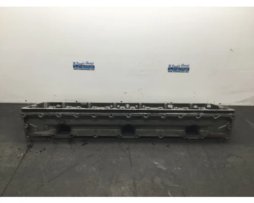 Cummins M11 Engine Rocker Housing