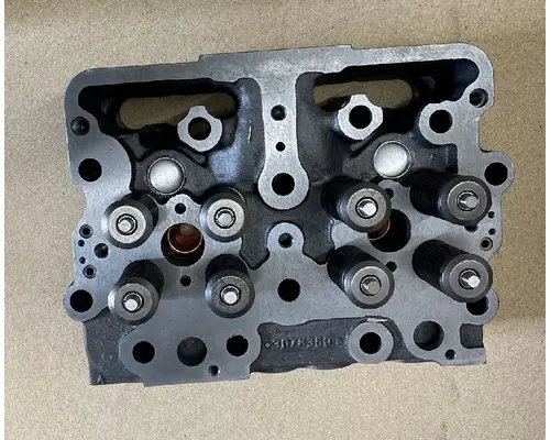 Cummins N-14 Cylinder Head
