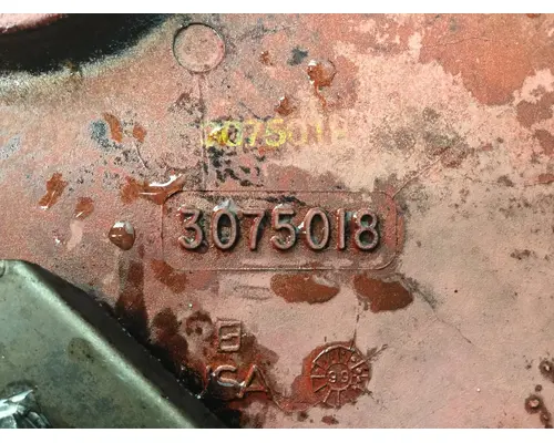 Cummins N14 CELECT+ Engine Valve Cover