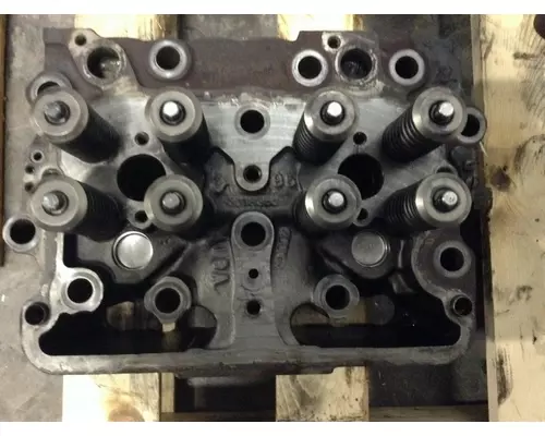 Cummins N14 CELECT Engine Head Assembly