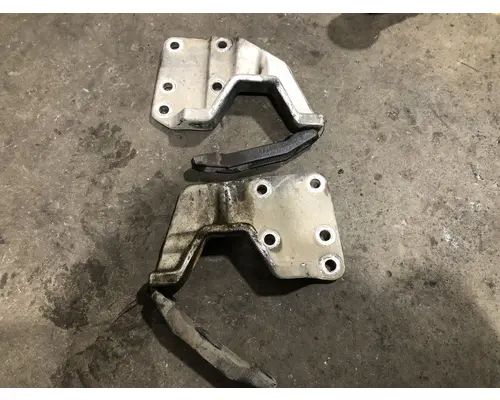 Engine Mounts Cummins N14 CELECT+ Vander Haags Inc Dm