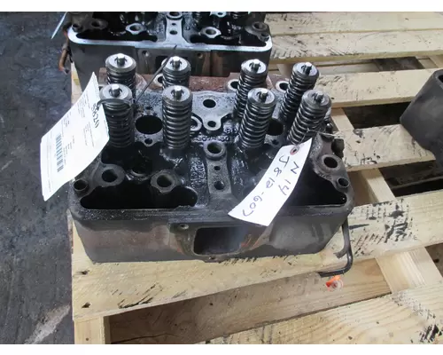 Cummins N14 celect Cylinder Head