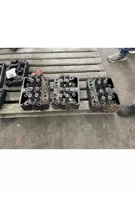 Cummins N14 Cylinder Head