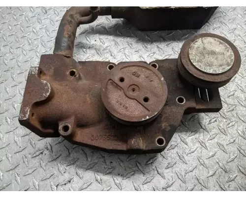 Cummins N14 Water Pump