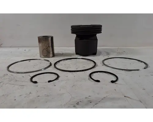 Cummins  Piston