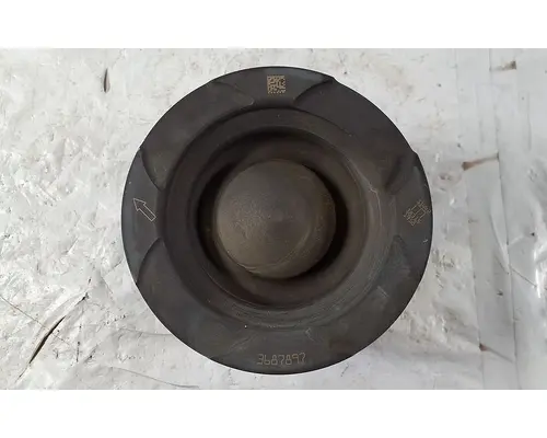 Cummins  Piston