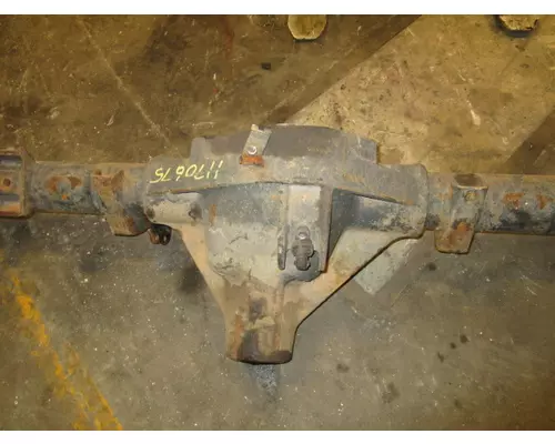 DANA-IHC 80 AXLE HOUSING, REAR (REAR)