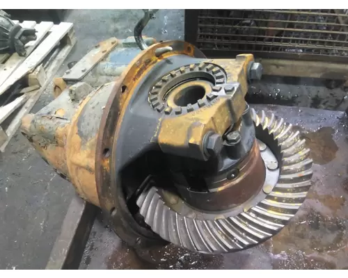 DANA-IHC N400FR391 DIFFERENTIAL ASSEMBLY FRONT REAR