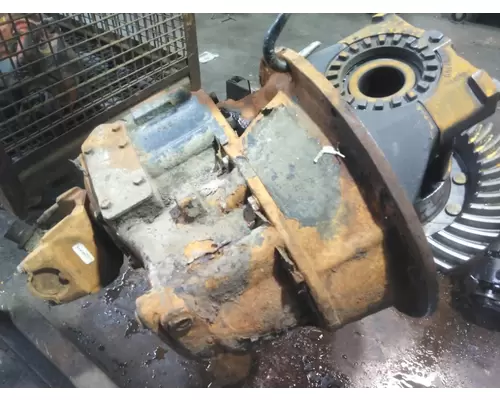 DANA-IHC N400FR391 DIFFERENTIAL ASSEMBLY FRONT REAR
