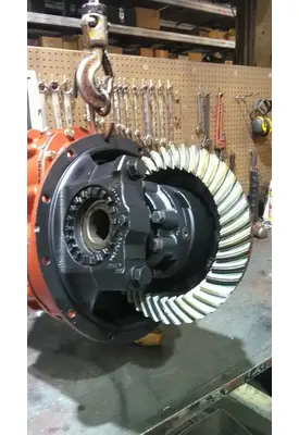 DANA-IHC N400FR410 DIFFERENTIAL ASSEMBLY FRONT REAR
