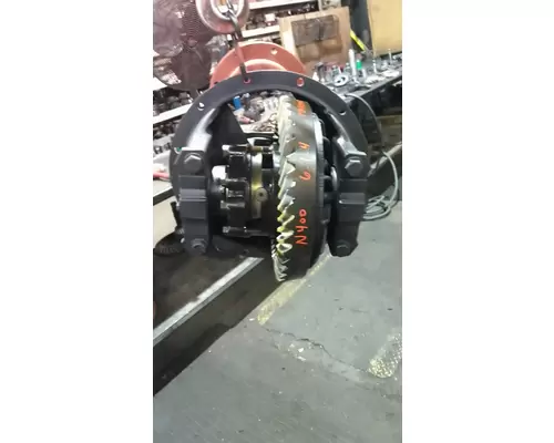 DANA-IHC N400FR614 DIFFERENTIAL ASSEMBLY FRONT REAR