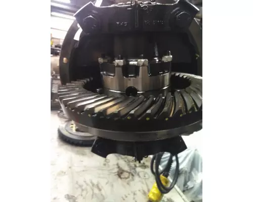 DANA-IHC RA472RR657 DIFFERENTIAL ASSEMBLY REAR REAR