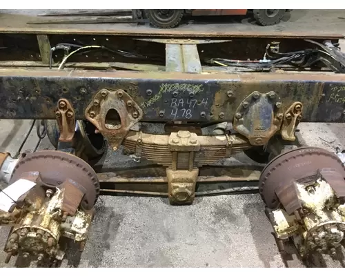 DANA-IHC RA474FRTBD CUTOFF - TANDEM AXLE