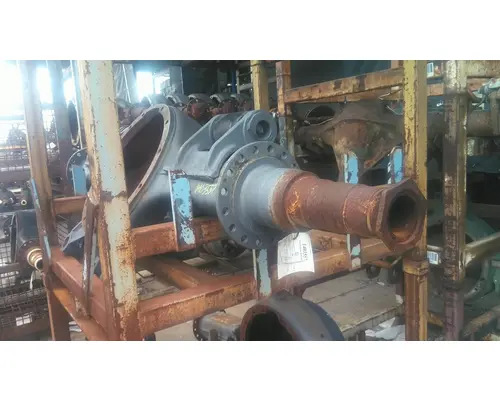 DANA-IHC RA474F AXLE HOUSING, REAR (FRONT)