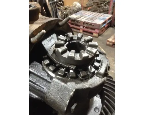 DANA/IHC S23-190D Rears (Rear)