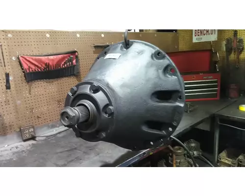 DANA-IHC W230SR717 DIFFERENTIAL ASSEMBLY REAR REAR