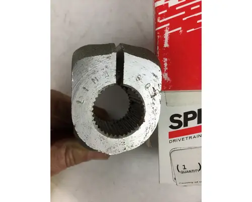 DANA/SPICER 1000 YOKE