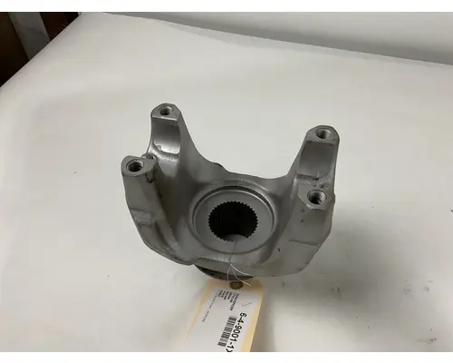 DANA/SPICER 1710 HR YOKE