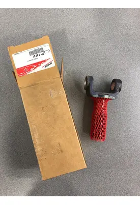 DANA/SPICER  YOKE