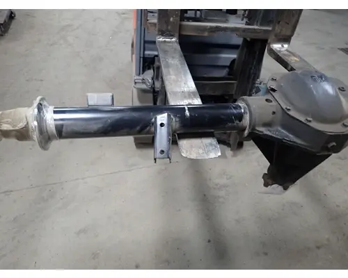 DANA 70U Axle Assembly, Rear