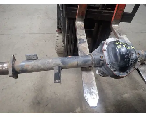 DANA 70U Axle Assembly, Rear