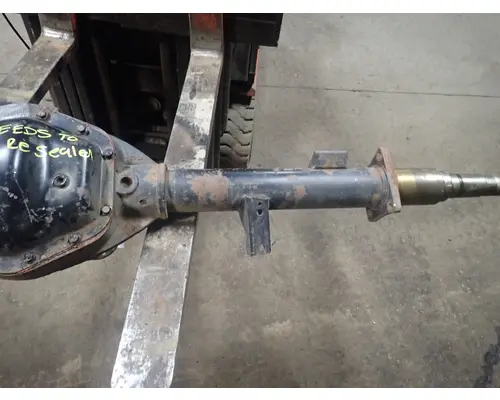 DANA 70U Axle Assembly, Rear