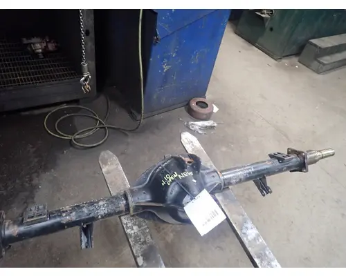 DANA 70U Axle Assembly, Rear