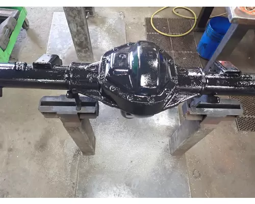 DANA 70 Axle Assembly, Rear