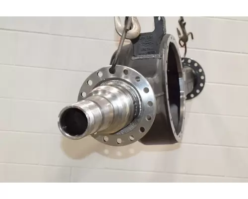 DANA D40-156 Axle Housing (Rear)
